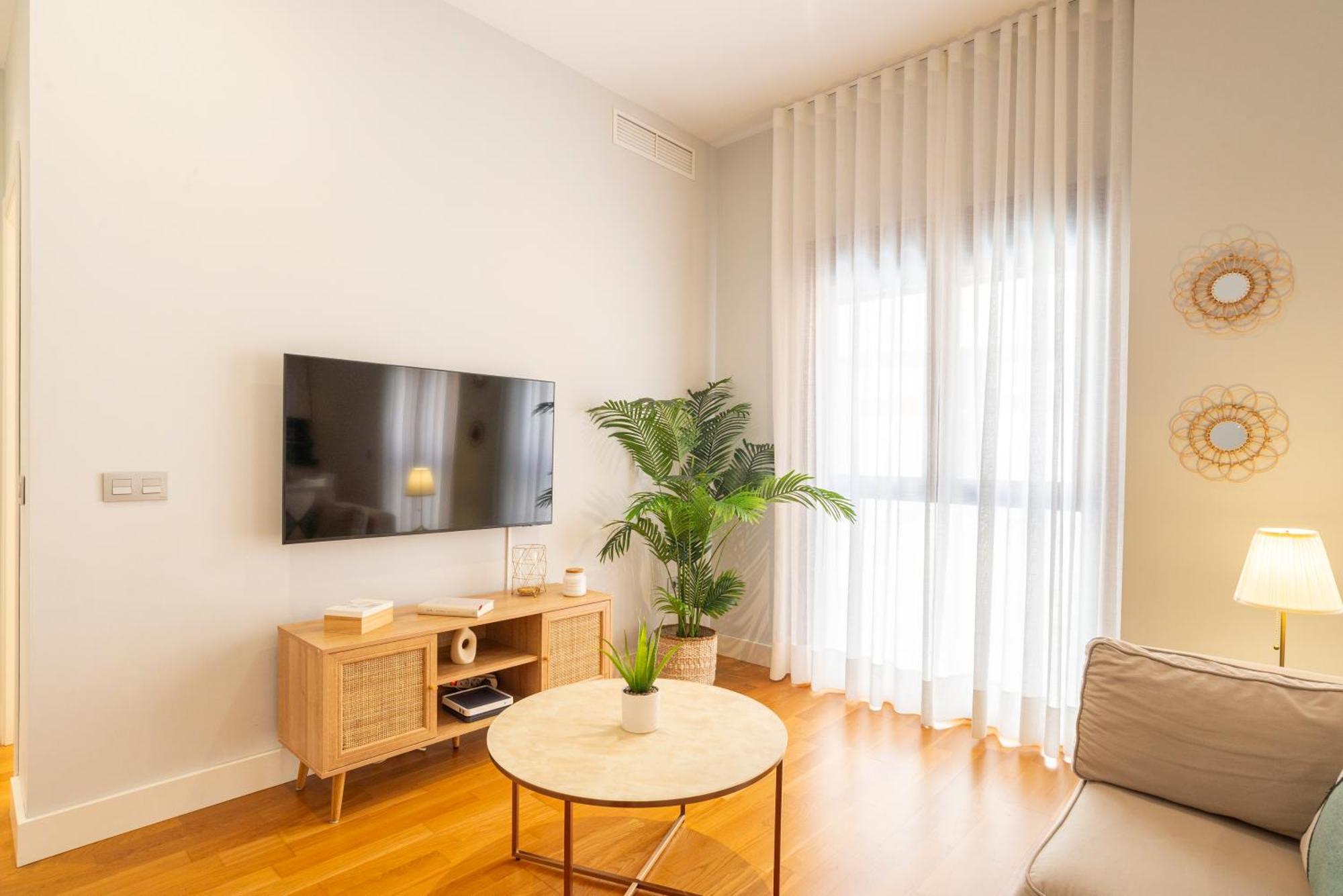 Souviron & Old Town By Ele Apartments Malaga Luaran gambar