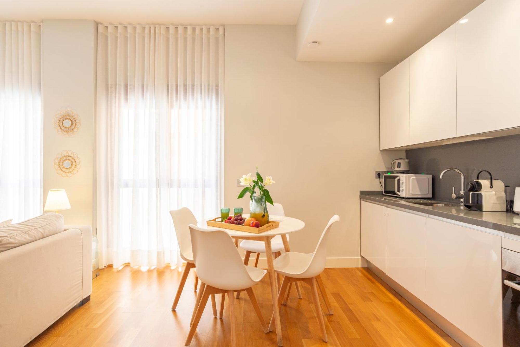 Souviron & Old Town By Ele Apartments Malaga Luaran gambar