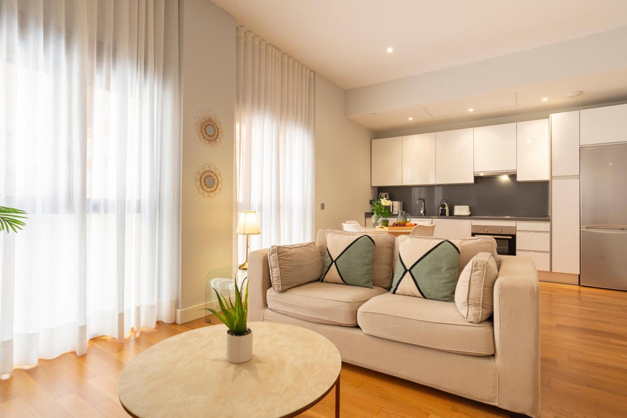 Souviron & Old Town By Ele Apartments Malaga Luaran gambar