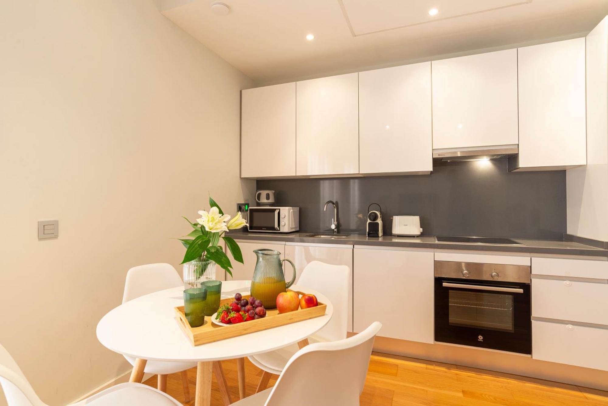 Souviron & Old Town By Ele Apartments Malaga Luaran gambar