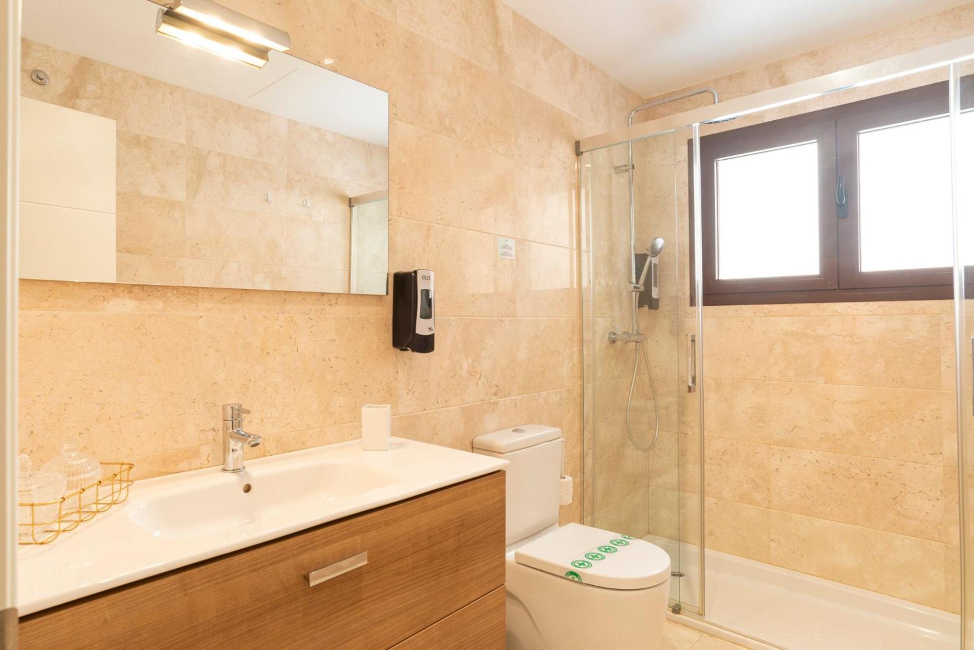 Souviron & Old Town By Ele Apartments Malaga Luaran gambar