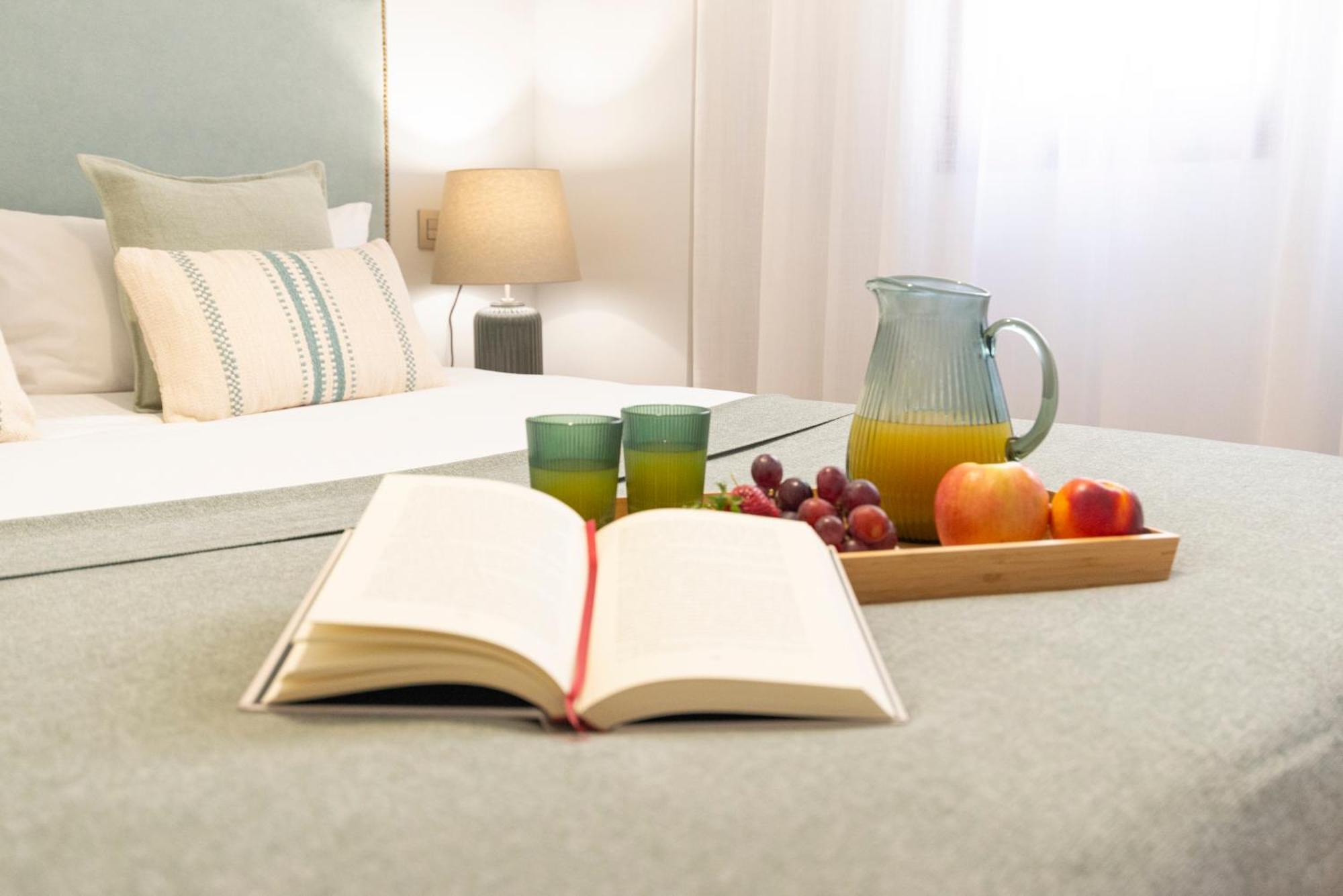 Souviron & Old Town By Ele Apartments Malaga Luaran gambar